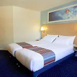 Travelodge Peterborough Eye Green