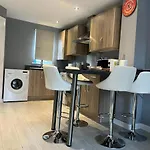 Nero Place By Incredible Stay