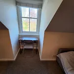 3 Bedroom Apartment 3 Doubles 1 Sofabed