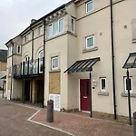 Hampton Vale, Peterborough Lakeside Large Double Bedroom With Own Bathroom