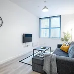 Apartments In Peterborough City Centre - Bayard Plaza
