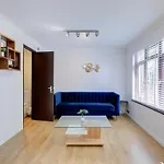 Great Location Free Parking Contractor Leisure