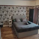 Bright Park Inn