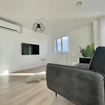 Bayard Plaza Penthouse Apartments