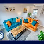 Letto Serviced Accommodation -Sleeps 5 - Pe7 - Free Parking
