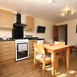 Countryside Lodge
