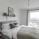 Stylish Flat In Peterborough