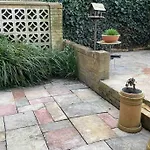 3 Bed Detached House Near City Centre Peterborough - Blossom House