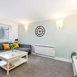 20Pct Off Long Stays Contractors Welcome Chantry Close Stay