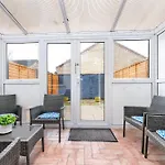20Pct Off Long Stays Contractors Welcome Chantry Close Stay
