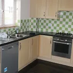 The Iris House Is Close To City Centre And Is Ideal For Tourists, Visiting Family Members Or Work Related Activities Including Contractors