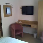 The Queensgate Hotel