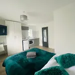 Roomello City Studios
