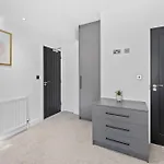 Westland House En-Suite Whole