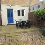 St Kats Mews 4 Bed With Parking