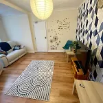 Spacious 4 Bedroom Detached Home 5 Min From City Centre Ideally For Contractors Large Families Or Get Togethers