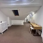 Peaceful 2-Bedroom Haven