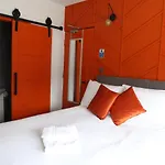Cb Stays - Private Rooms With Ensuite And Kitchenette In Peterborough