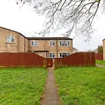 Delightful 4B Home For Leisure And Business Stays