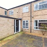 Delightful 4B Home For Leisure And Business Stays