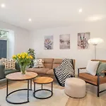 Bluebell House Retreat In Peterborough