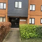 1Br-Sleeps2-Parking-Quietstay-Citycentre