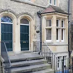 Historic 1Bd In Central Peterborough