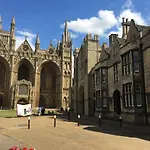Fantastic Hampton Centre Stay