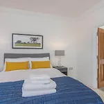 Jubilee Mansions 5* Retreat
