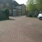 Arman Lodge House