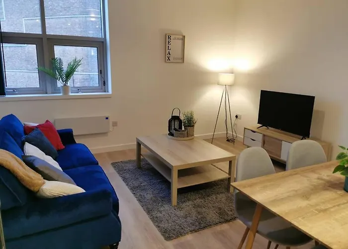 2 Bedroom Apartment - Central Peterborough - Bayard Apartments