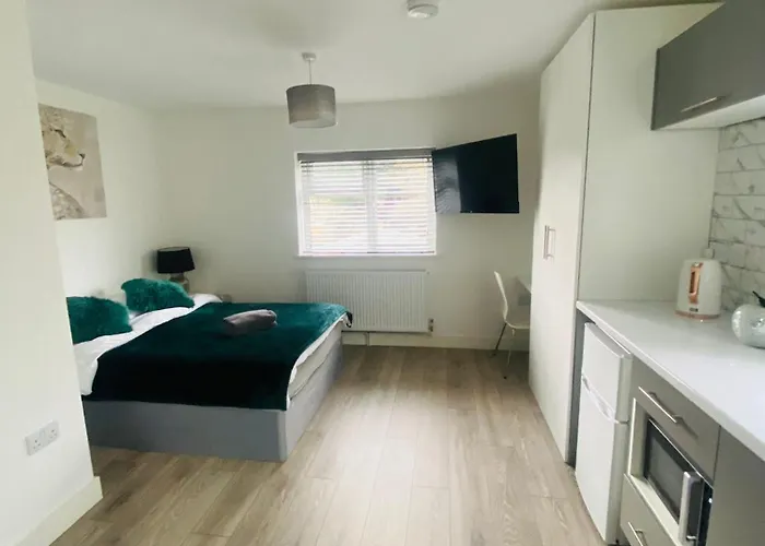 Roomello City Studios