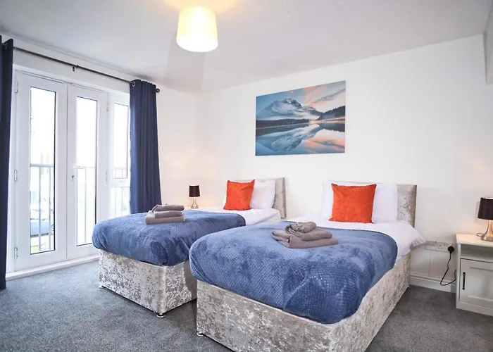 St Kats Mews 4 Bed With Parking