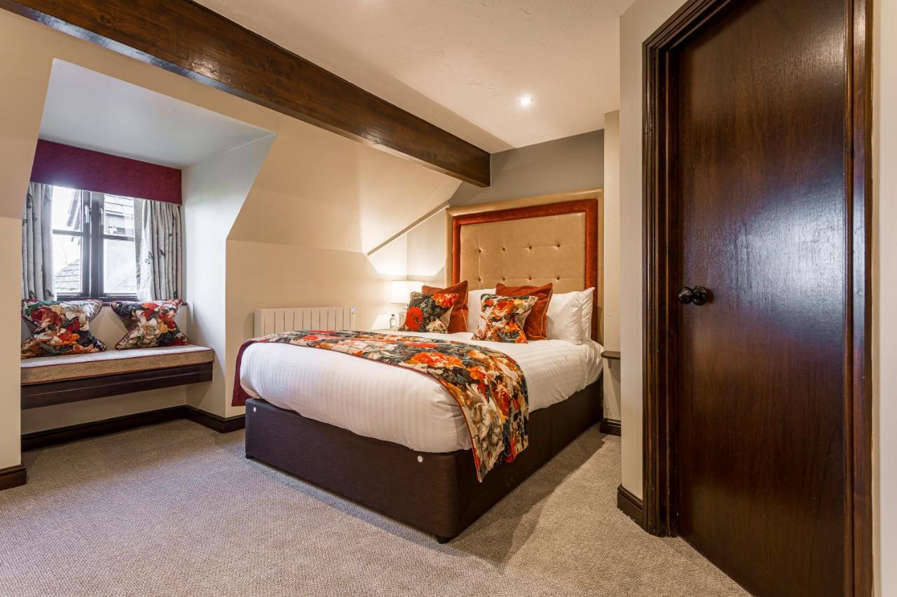 The Bell Inn, Stilton, Cambridgeshire 4*