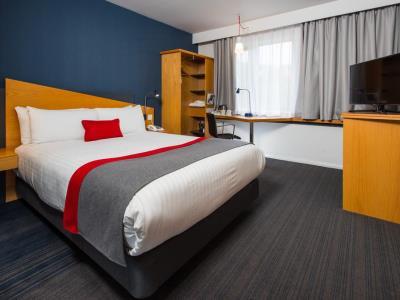 Express By Ihg 3*