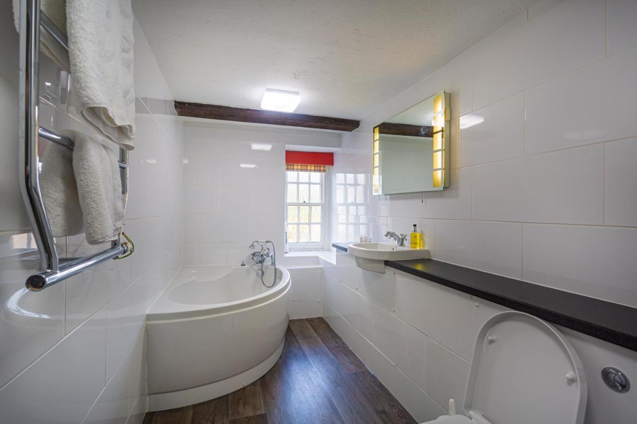 The Bell Inn, Stilton, Cambridgeshire - The Coaching Inn Group Hotel