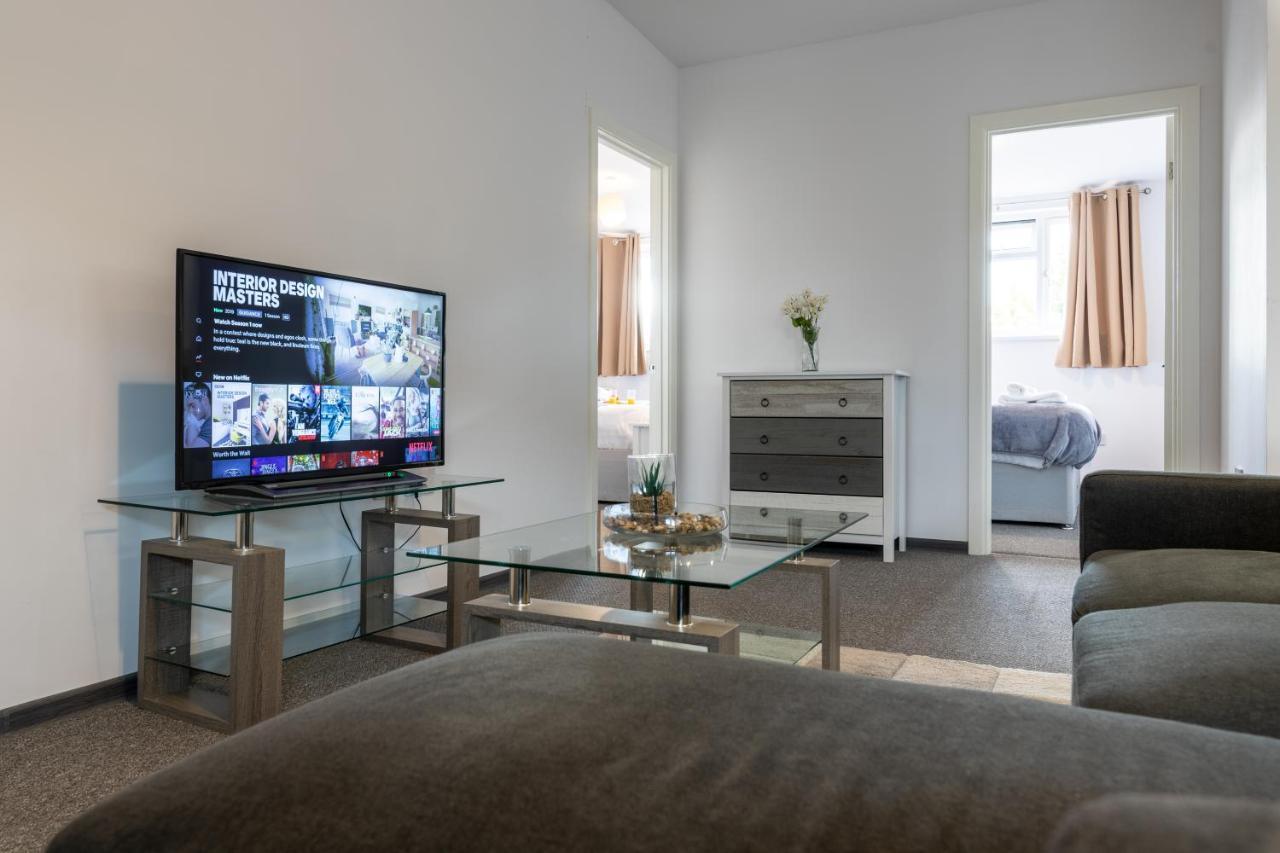 The Eldern - Spacious, Netflix, Free Parking, Close To A1