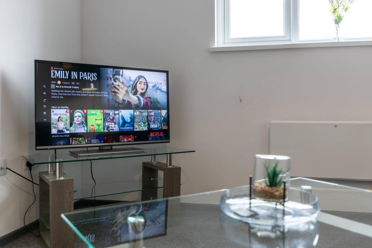 The Eldern - Spacious, Netflix, Free Parking, Close To A1 Apartment Peterborough