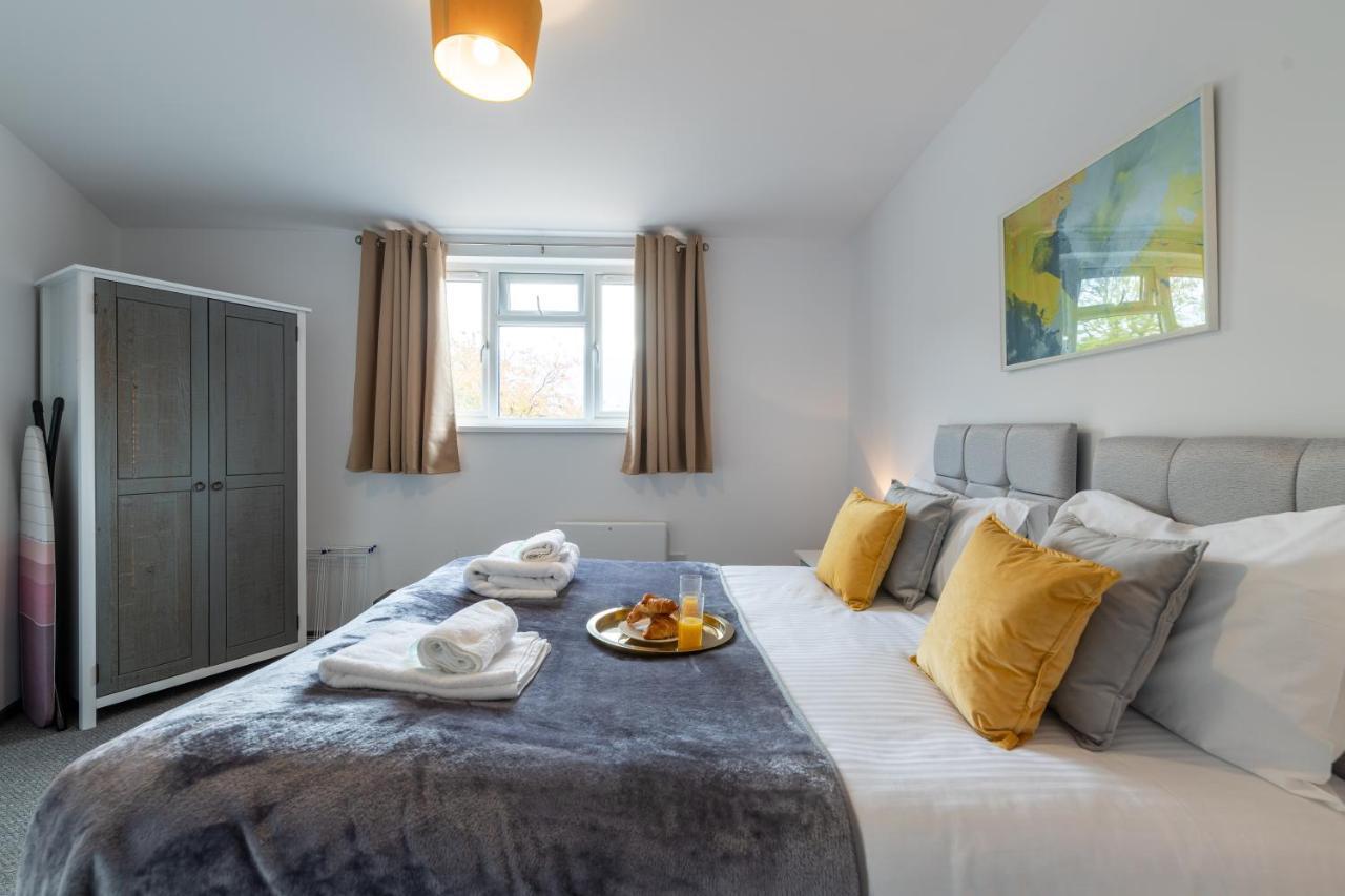 The Eldern - Spacious, Netflix, Free Parking, Close To A1