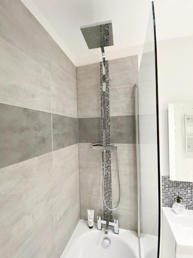 Bella Homes - Azure *