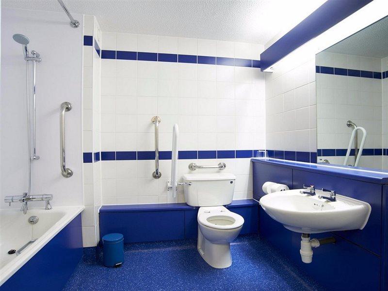 Travelodge Eye Hotel