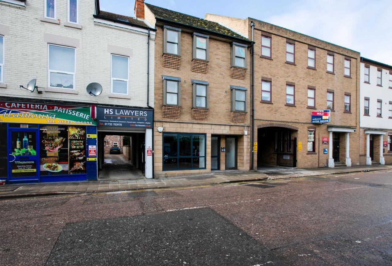Apartment Kvm - - Contractors - Town Centre By Kvm