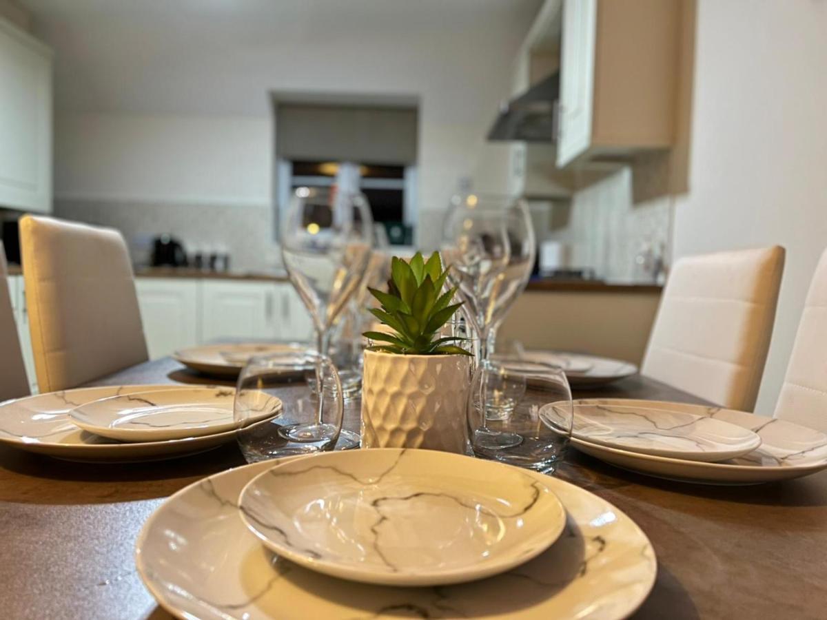 Jupiter Coach House By Incredible Holiday home Peterborough