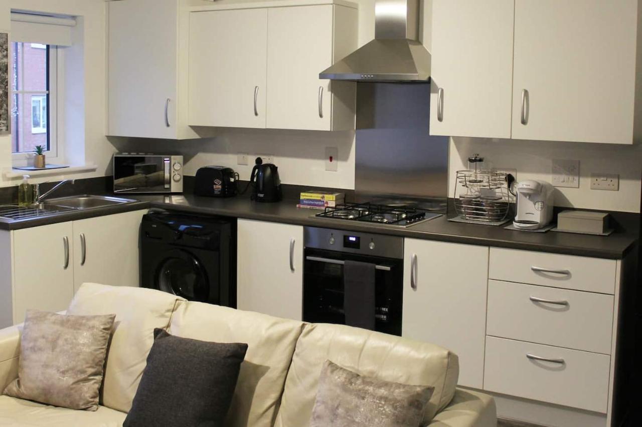Penelope Maison - London In 50 Mins, Free Parking, 1 Bdrm *