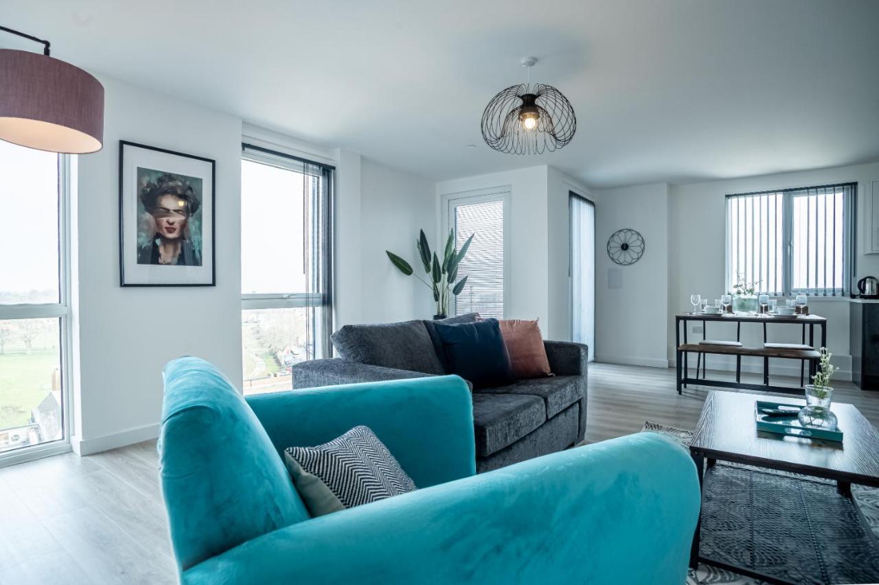 Luxe Penthouse - Centre - Free Parking-gym-cinema Apartment *