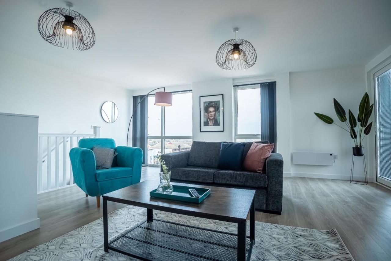 Luxe Penthouse - Centre - Free Parking-gym-cinema Peterborough