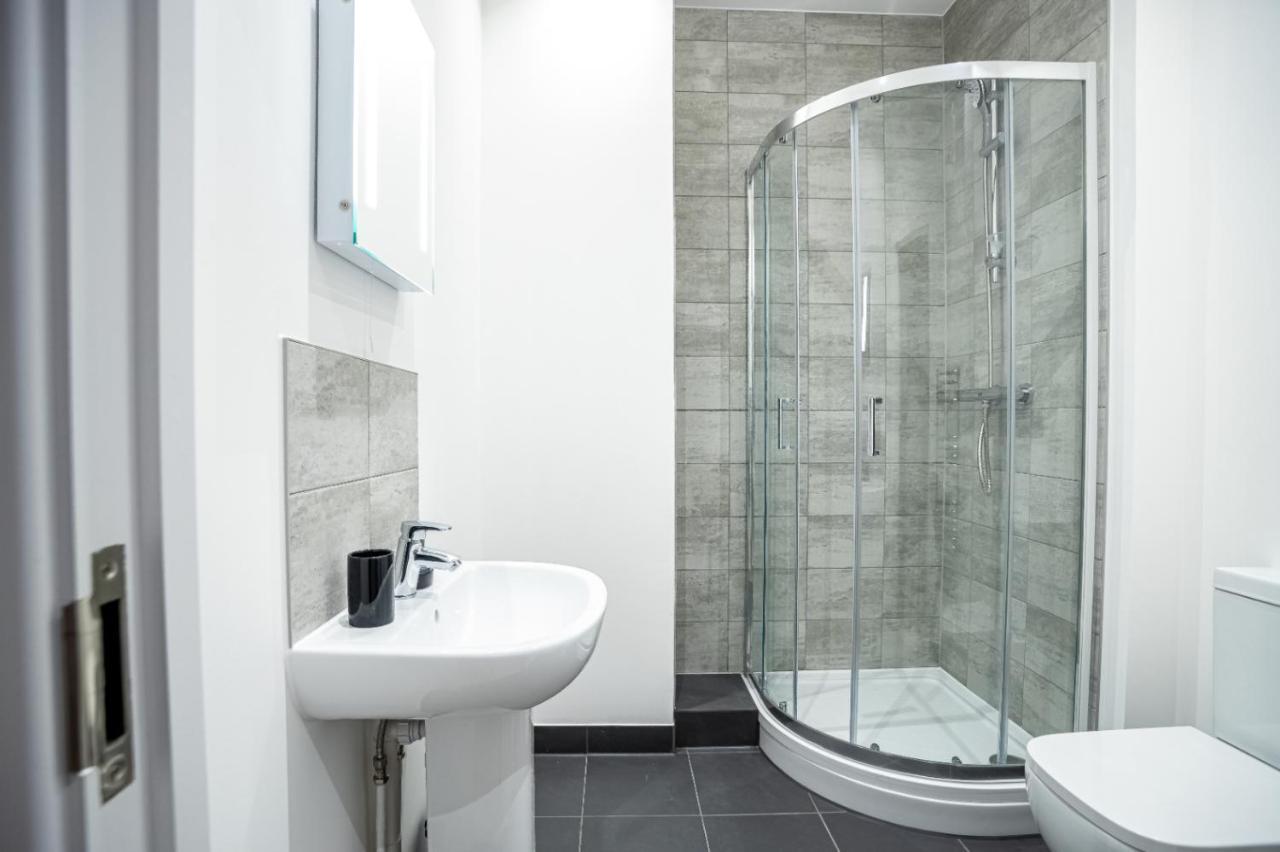 Apartment Luxe - Heart Of - Free Parking-gym-cinema Peterborough