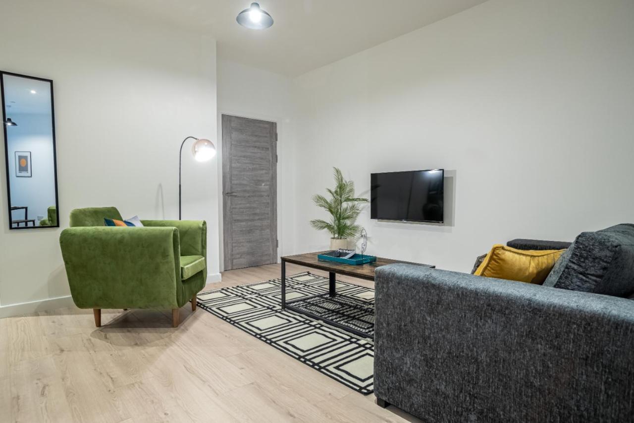 Apartment Luxe - Heart Of - Free Parking-gym-cinema