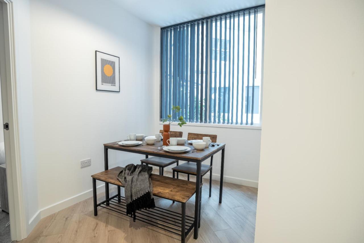 Apartment Luxe - Heart Of - Free Parking-gym-cinema Peterborough