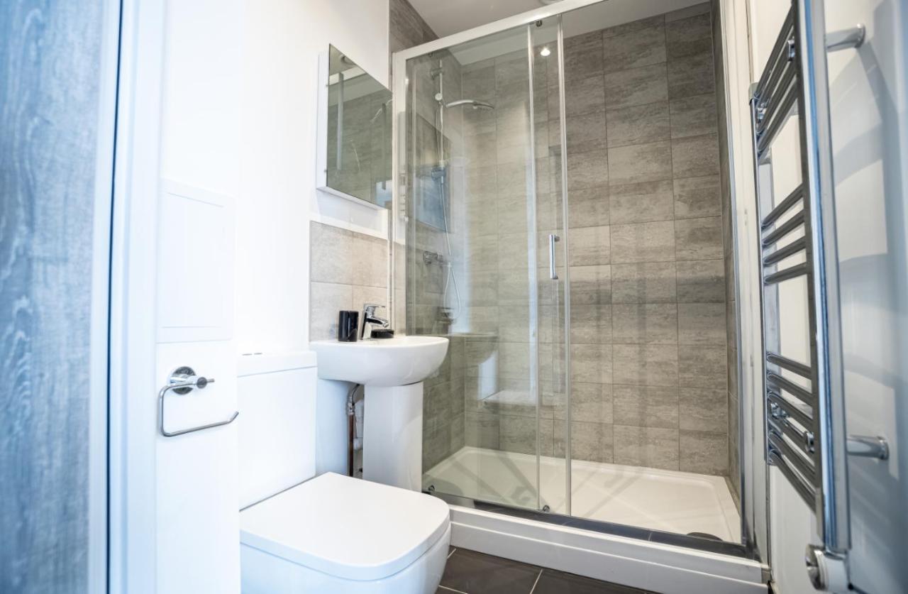 Luxe Penthouse - Centre - Free Parking-gym-cinema Apartment